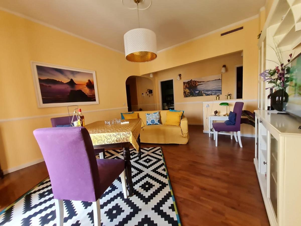 La Maison Blanche Aeroporto di Catania Fontana Rossa Esterno foto
